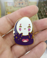 No face enamel pin